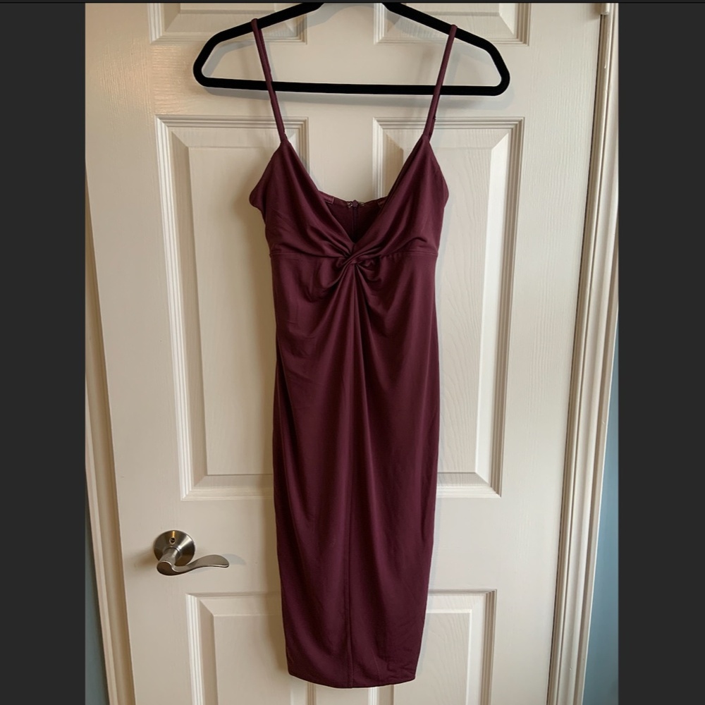 Dance & Marvel - MEDIUM - Midi - Purple Plum bodycon dress